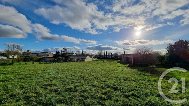 Terrain à vendre - 1931 m2 - St Aubin La Plaine - 85 - PAYS-DE-LOIRE